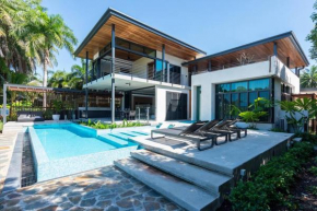 8 Beachfront Mirage